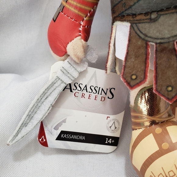 Assassins Creed Kassandra 9 Inch Plush Doll Collector Item 14+ Ubisoft - Picture 3 of 10